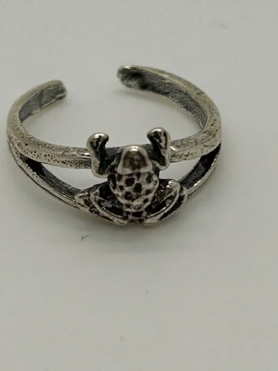 925 Sterling Silver Frog Toe Ring Adjustable Finger Knuckle Midi Band Size 2 - Picture 2 of 11